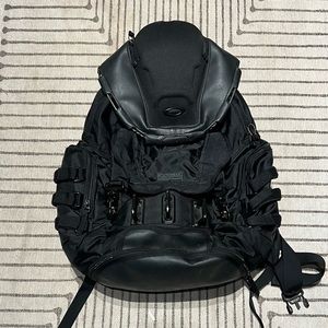 Black Oakley Kitchen Sink backpack
